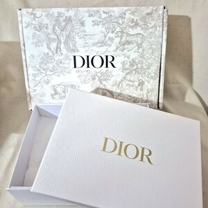 SOLD!!!Dior White and Gold Packaging Boxes